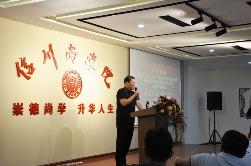 感恩有您，一路同行--熱烈歡迎保定包裝協(xié)會(huì)蒞臨信川參觀指導(dǎo)！