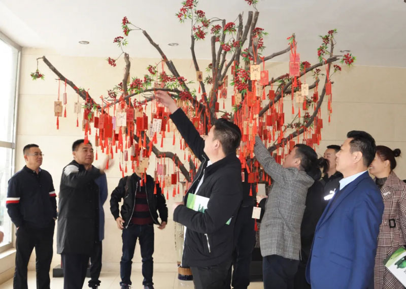 熱烈歡迎華商書院物流包裝聯(lián)盟蒞臨山東天利源參觀交流！